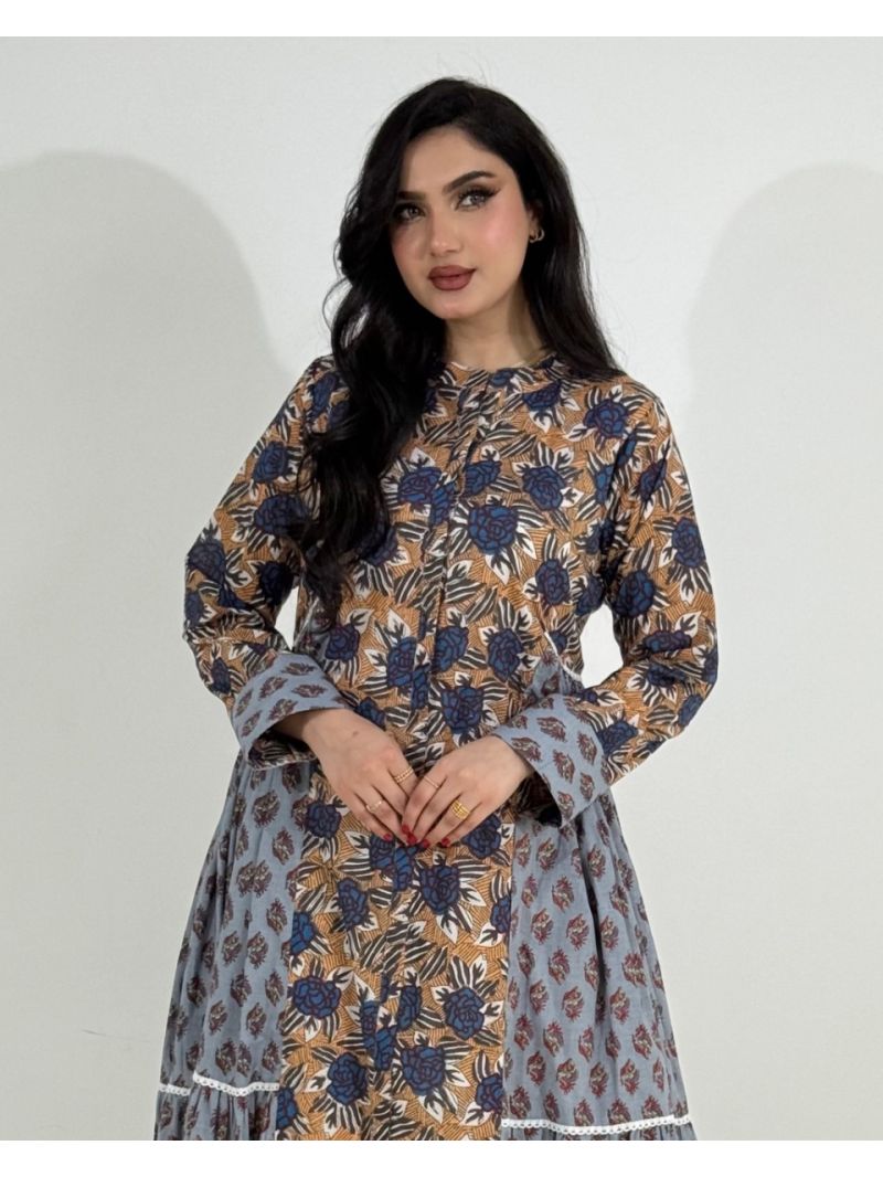 دراعة نسائية رسم ورود 